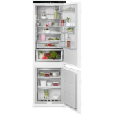 Aeg TSC8M181CS Integrated Custom Flex No Frost fridge freezer, Cooling360, GreenZone+, ExtraChill Tw