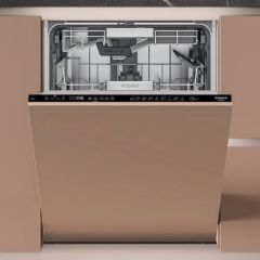 Hotpoint H8IHP42LUK Hydroforce BI Full Size Dishwasher 14 Place Set 9.5 L 10 Progs